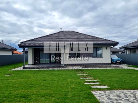 будинок за адресою с. Хотянівка, Валова вул.