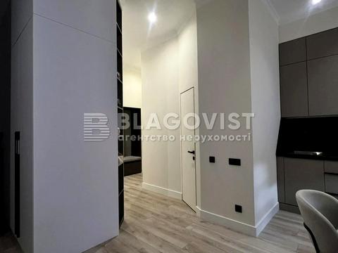 квартира за адресою Тарасівська вул., 40/52