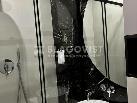 квартира за адресою Тарасівська вул., 40/52