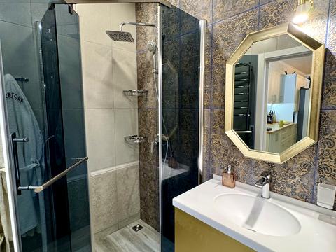 квартира за адресою Антоновича вул. (Горького), 74