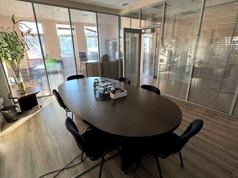 комерційна за адресою Нижній Вал вул., 17/8