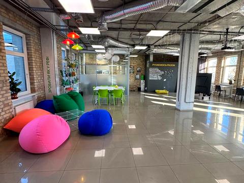 комерційна за адресою Нижній Вал вул., 17/8