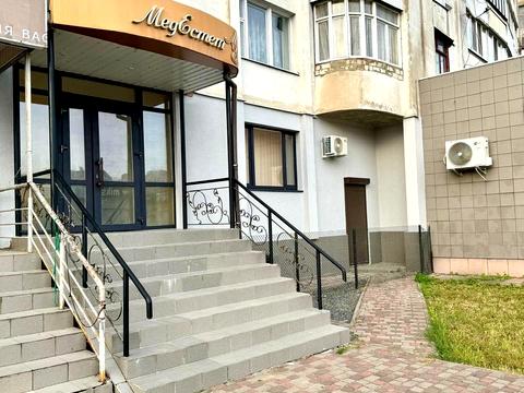 комерційна за адресою Луцьк, Соборності просп., 42