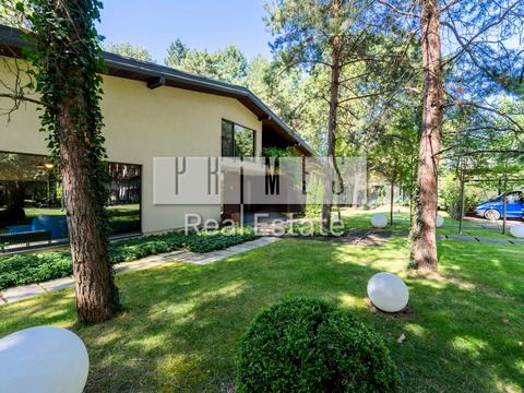 дом по адресу с. Лебедевка, Набережная ул.