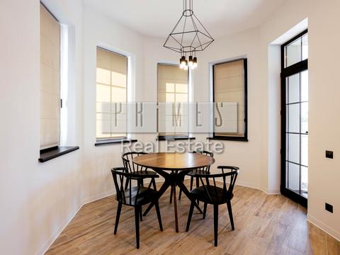 дом по адресу Оболонська вул.