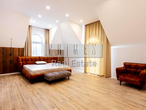 дом по адресу Оболонська вул.