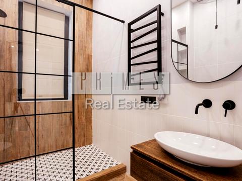 дом по адресу Оболонська вул.