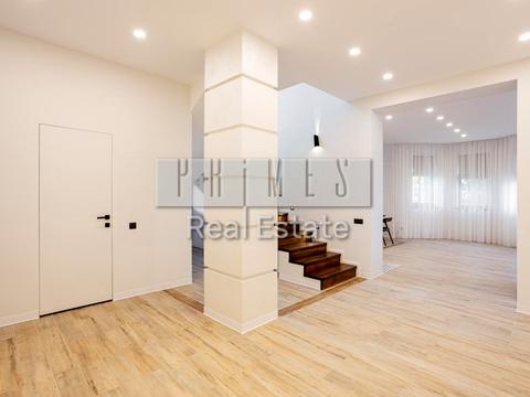 дом по адресу Оболонська вул.