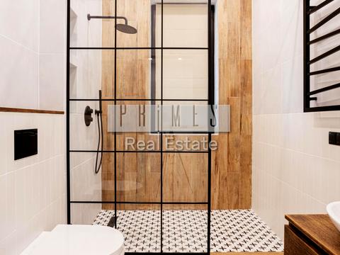 дом по адресу Оболонська вул.