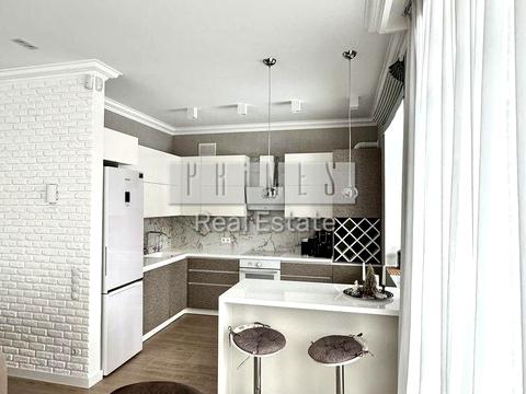 будинок за адресою Богдана Хмельницького бульв.