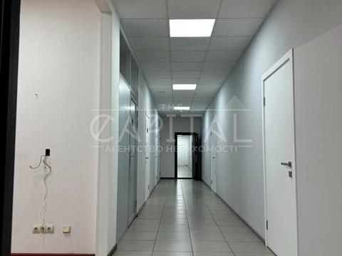 комерційна за адресою Київ, Казарменна вул. (Григорія Андрющенка), 4-Г