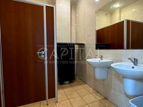 комерційна за адресою Київ, Казарменна вул. (Григорія Андрющенка), 4-Г