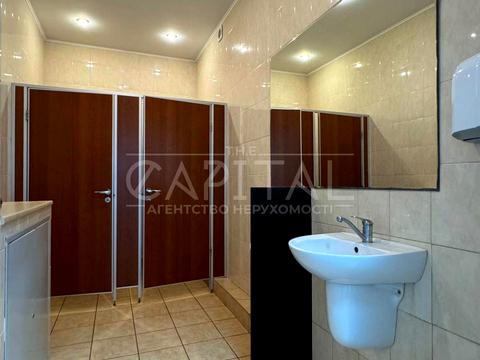 комерційна за адресою Київ, Казарменна вул. (Григорія Андрющенка), 4-Г