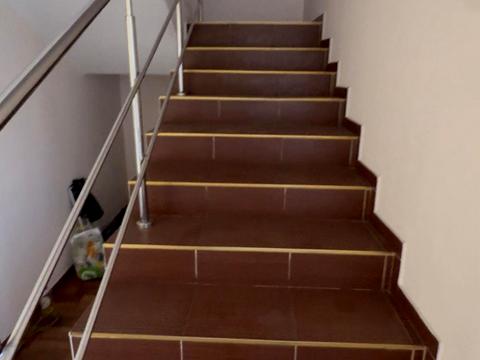 комерційна за адресою Київ, Казарменна вул. (Григорія Андрющенка), 4-Г