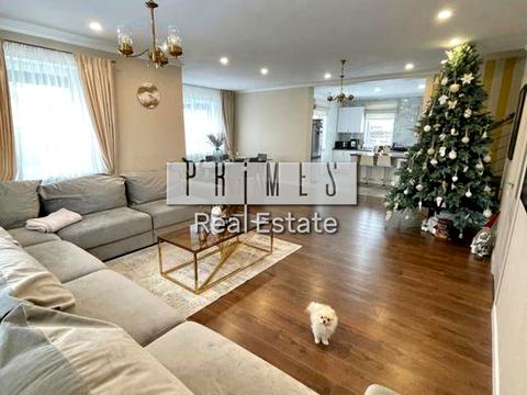 будинок за адресою Абрикосова вул.