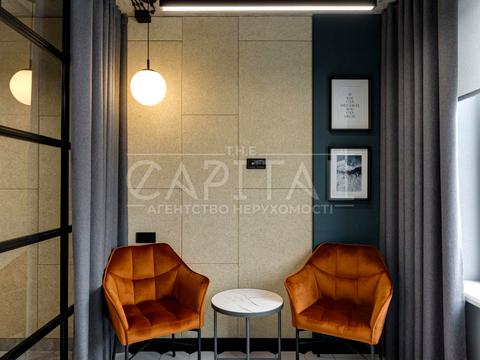 комерційна за адресою Київ, Академіка Заболотного вул., 1