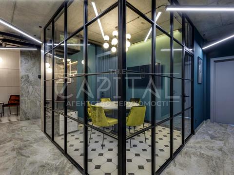 комерційна за адресою Київ, Академіка Заболотного вул., 1