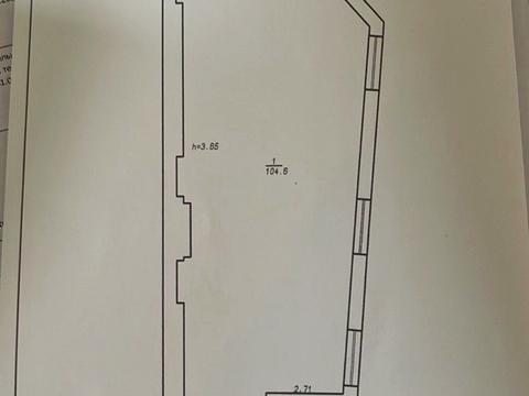 комерційна за адресою Володимирська вул., 44
