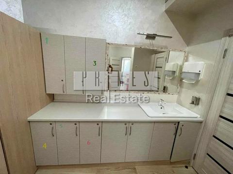 комерційна за адресою Перемишльська вул. (Червонопільська), 2-Г