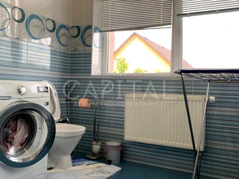 будинок за адресою Жовтнева вул.