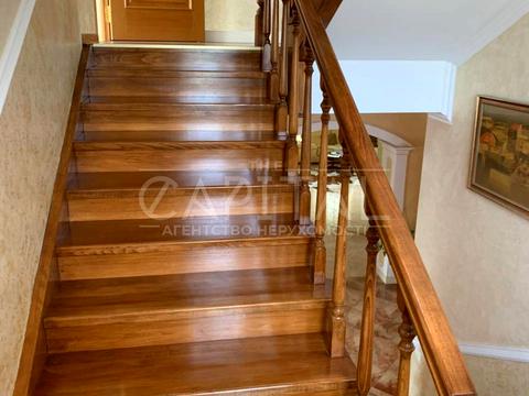 будинок за адресою Жовтнева вул.