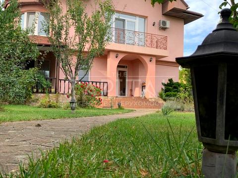 будинок за адресою Жовтнева вул.