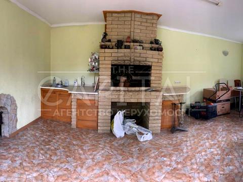 будинок за адресою Жовтнева вул.