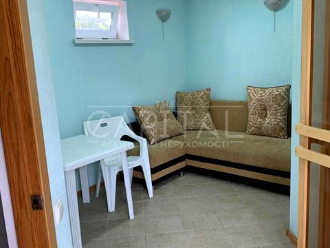 будинок за адресою Жовтнева вул.