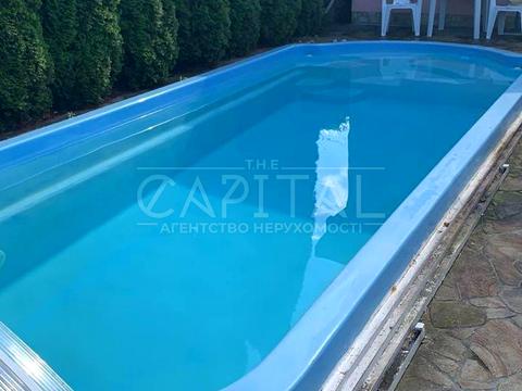 будинок за адресою Жовтнева вул.