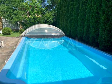 будинок за адресою Жовтнева вул.