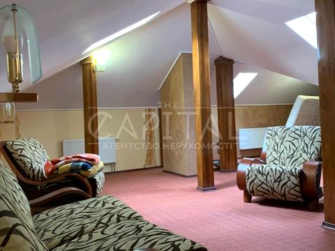 будинок за адресою Жовтнева вул.