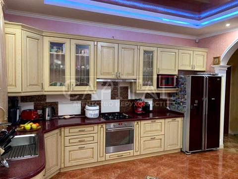 будинок за адресою Жовтнева вул.