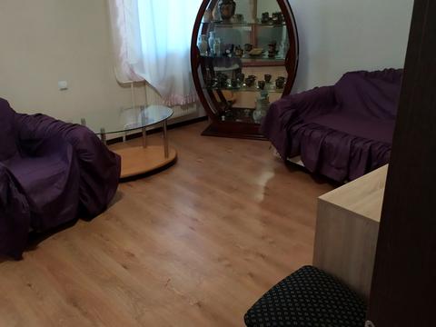 квартира за адресою Зоопаркова вул., 1а