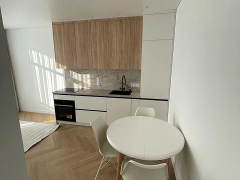 квартира за адресою Незалежності України вул., 19-А