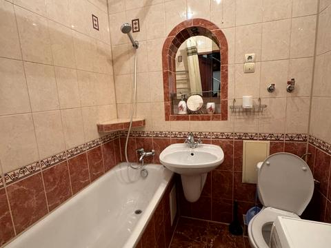 квартира за адресою Євгена Патона вул., 13