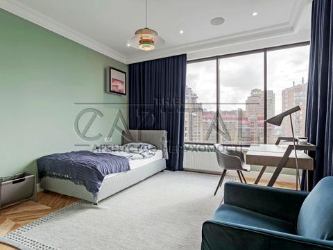 квартира по адресу Евгения Коновальца ул. (Щорса), 26-А