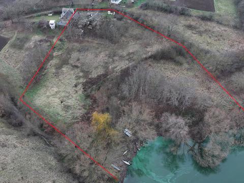 участок по адресу 