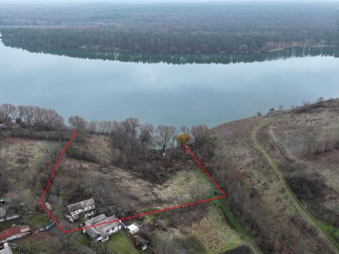 участок по адресу 