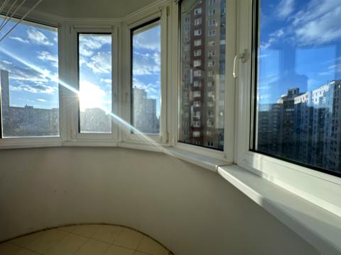 квартира за адресою Київ, Феодосійський пров., 12