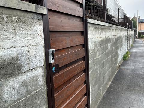 комерційна за адресою Івана Білика вул. (Яблунева), 4