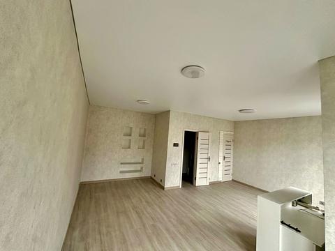 комерційна за адресою Івана Білика вул. (Яблунева), 4