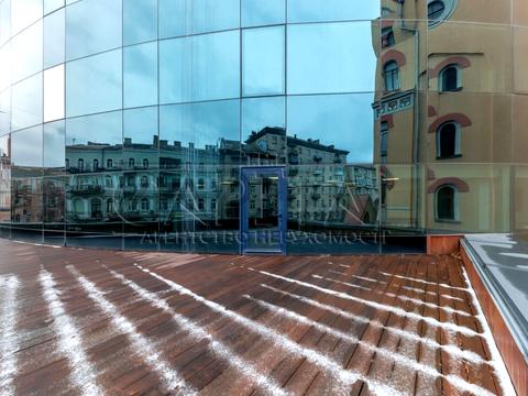 комерційна за адресою Київ, Володимирська вул., 4