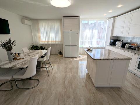 квартира по адресу Героїв Крут ул., 5