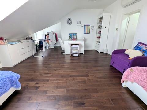 квартира по адресу Героїв Крут ул., 5