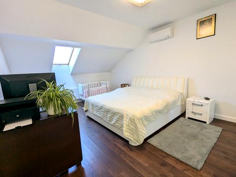 квартира по адресу Героїв Крут ул., 5