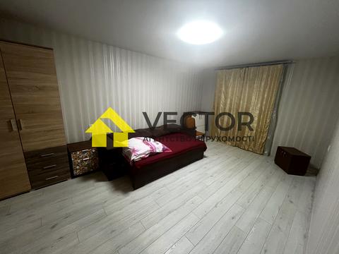 квартира за адресою Сергія Параджанова вул., 5