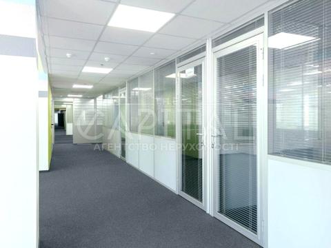 комерційна за адресою Київ, Жилянська вул., 75