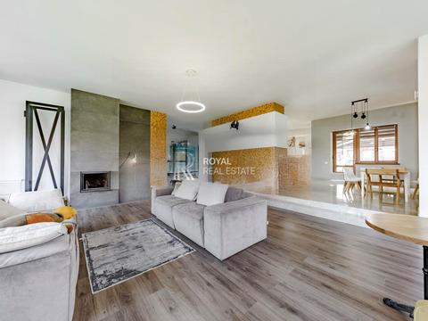 будинок за адресою Сонячна, 10