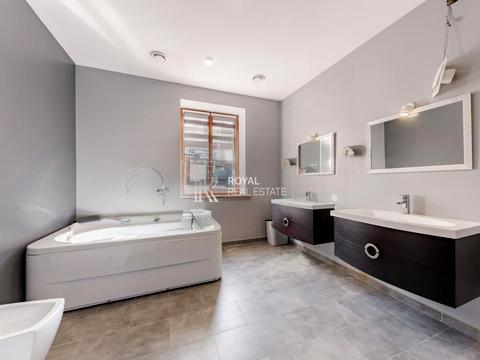 будинок за адресою Сонячна, 10