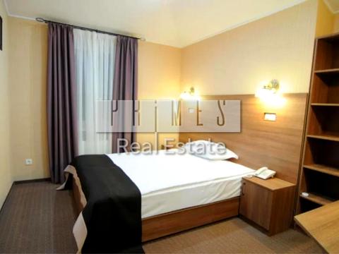 комерційна за адресою Берестейське шосе (Брест-Литовське), 2